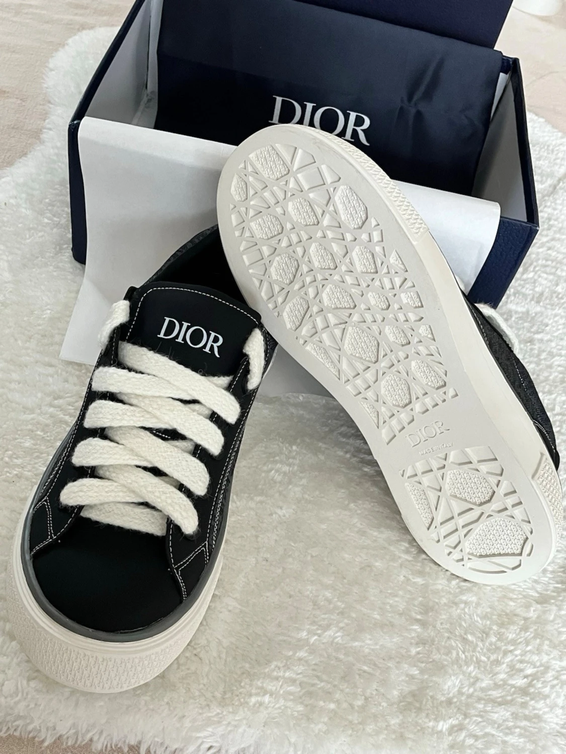 Di*r Sneakers  - 1