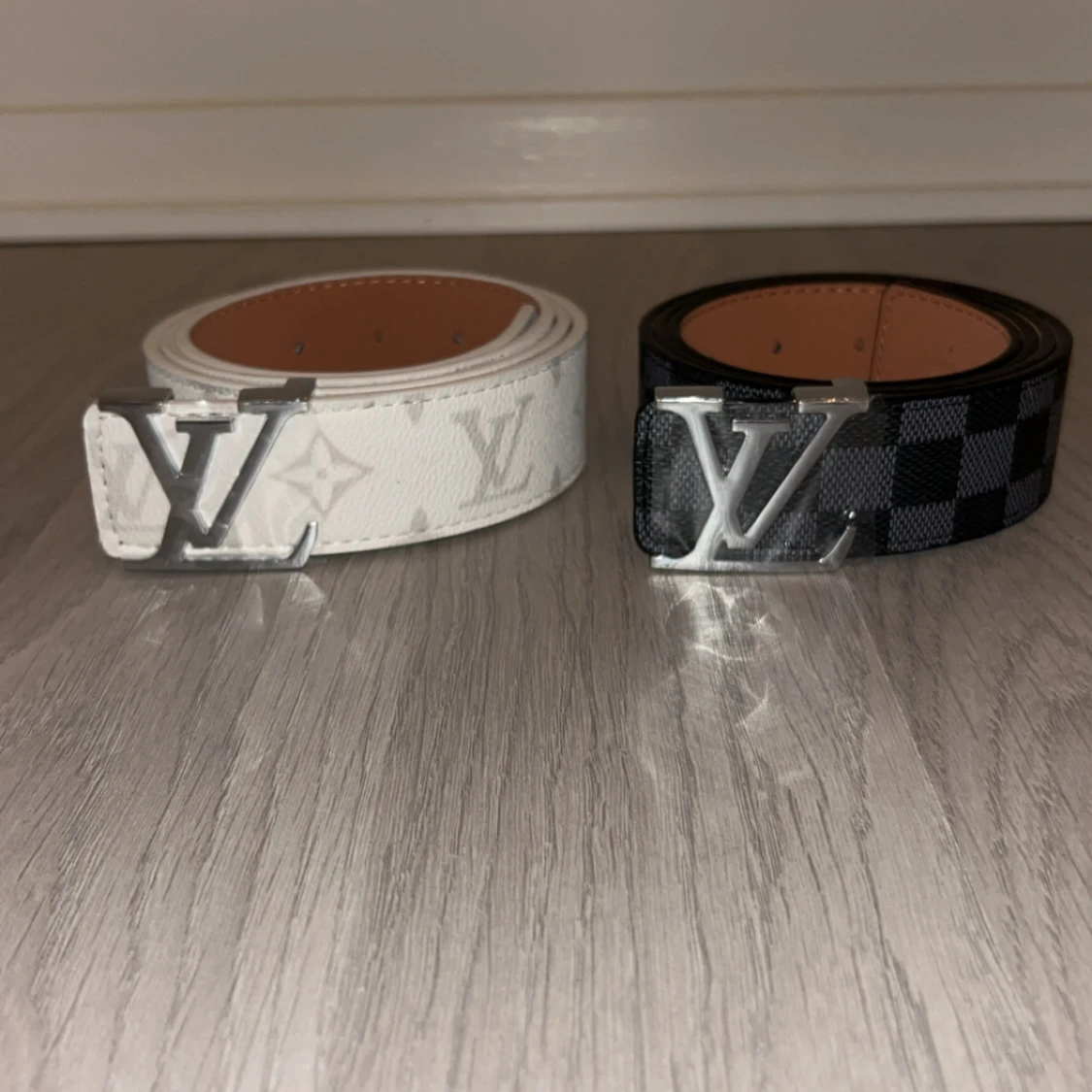 2 bälten från Lindex