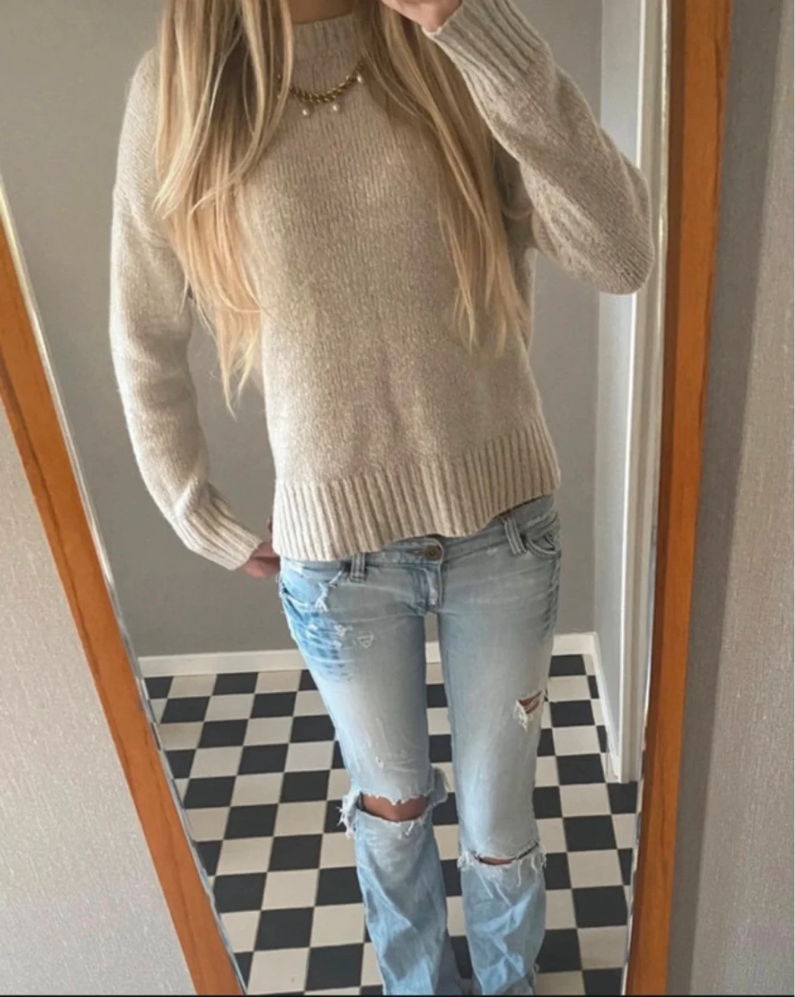 Beige stickad tröja från Zara