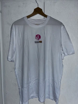 Mister York T-shirt - Jag var en av de 50 personerna som fick en goodie bag när Mister York öppnades i Karlskoga, och fick med denna t shirt. Aldrig använd, nyskick.