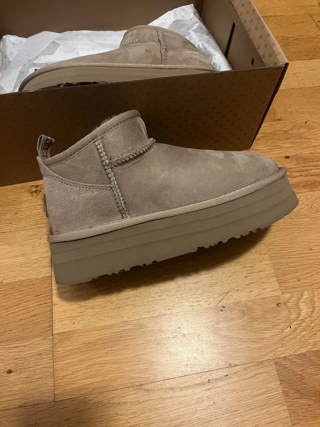 Australiska UGG – Australia Luxe Collective Storlek 37 - 2