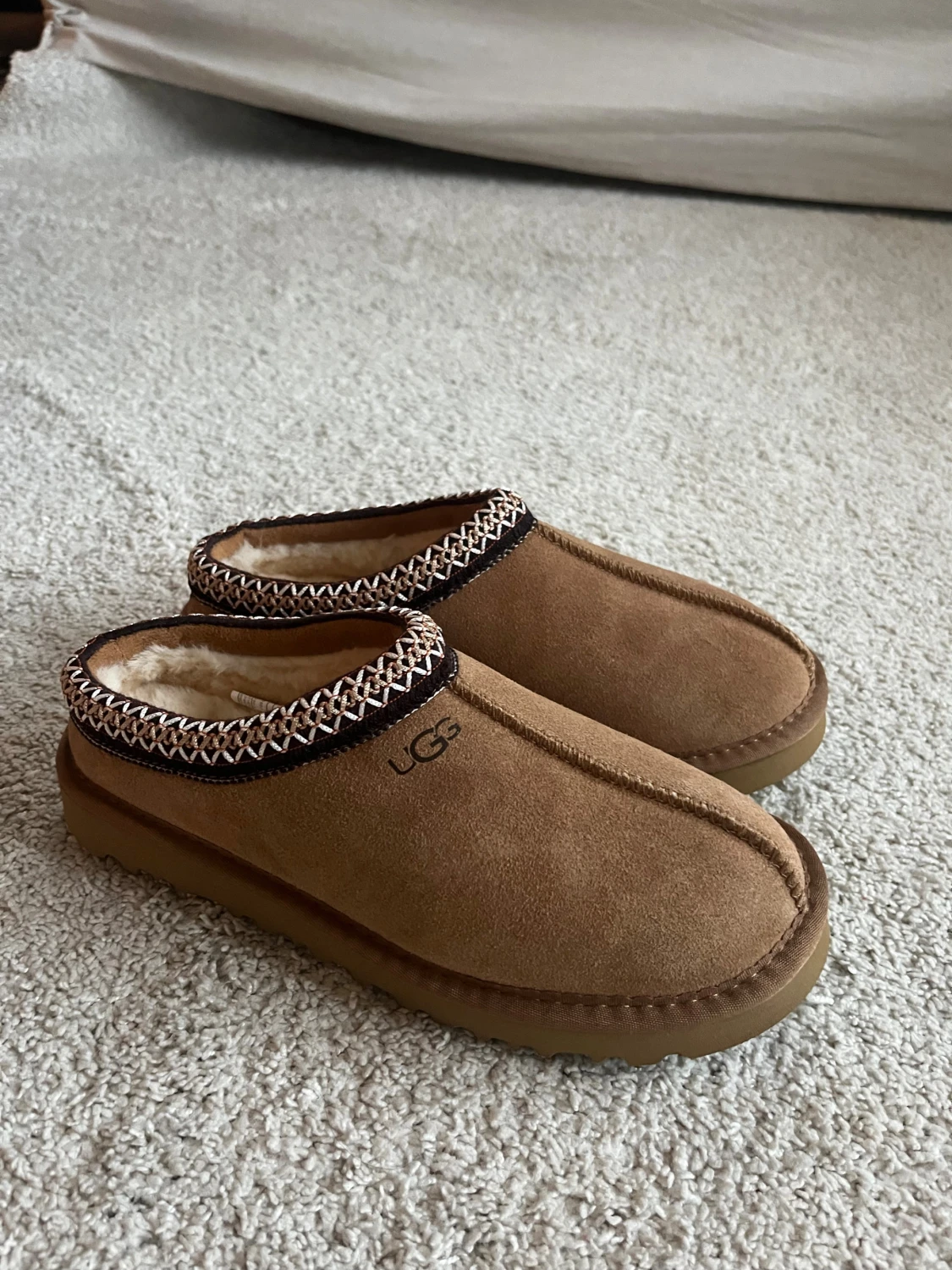 UGG TASMAN 