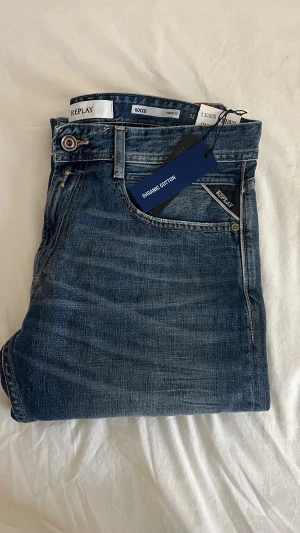 Replay jeans  - Aldrig använda , med prislapp