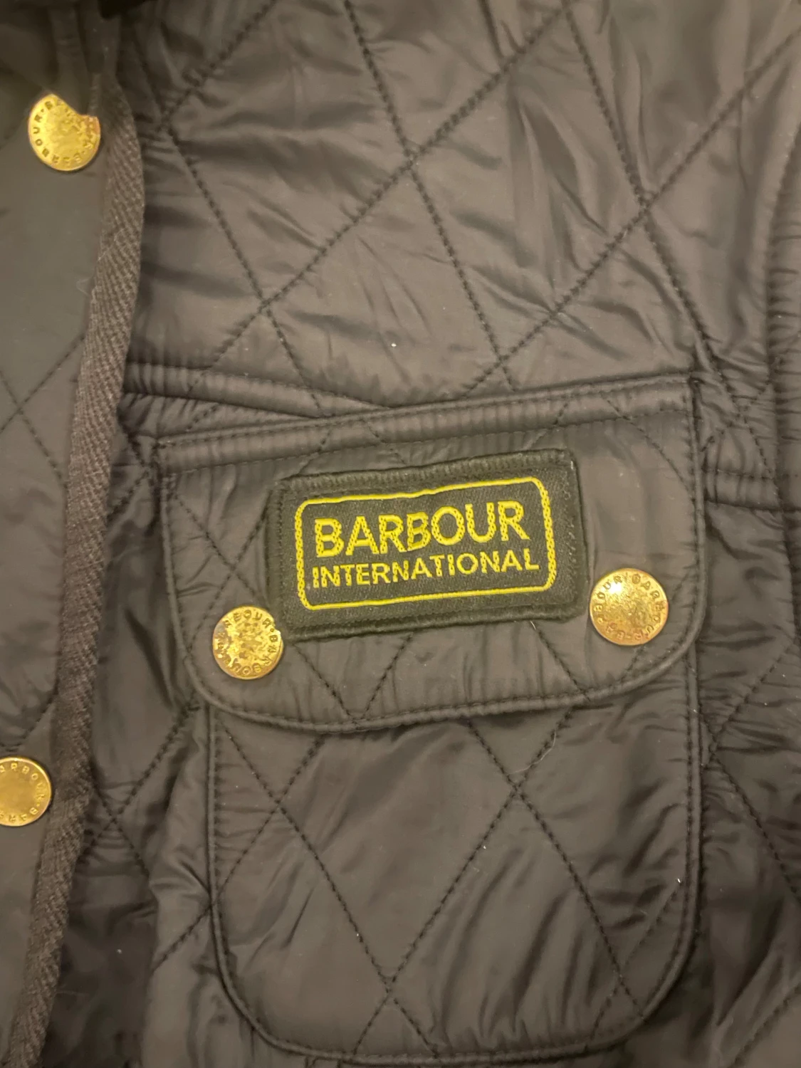 Svart quiltad jacka från Barbour - 2