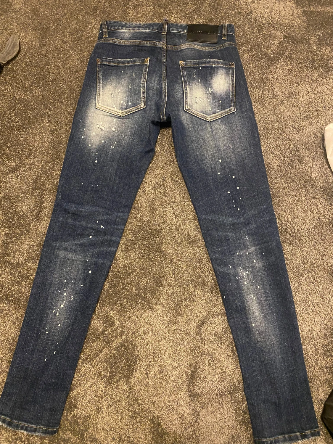 Dsquared2 med slitningar - 2