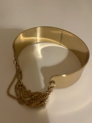 Guld armband  - Helt oanvänd