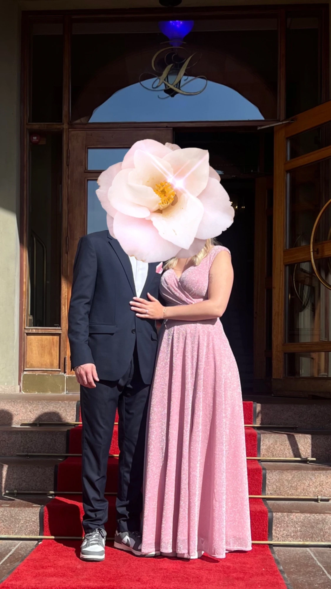 Glittrig rosa klänning - 2