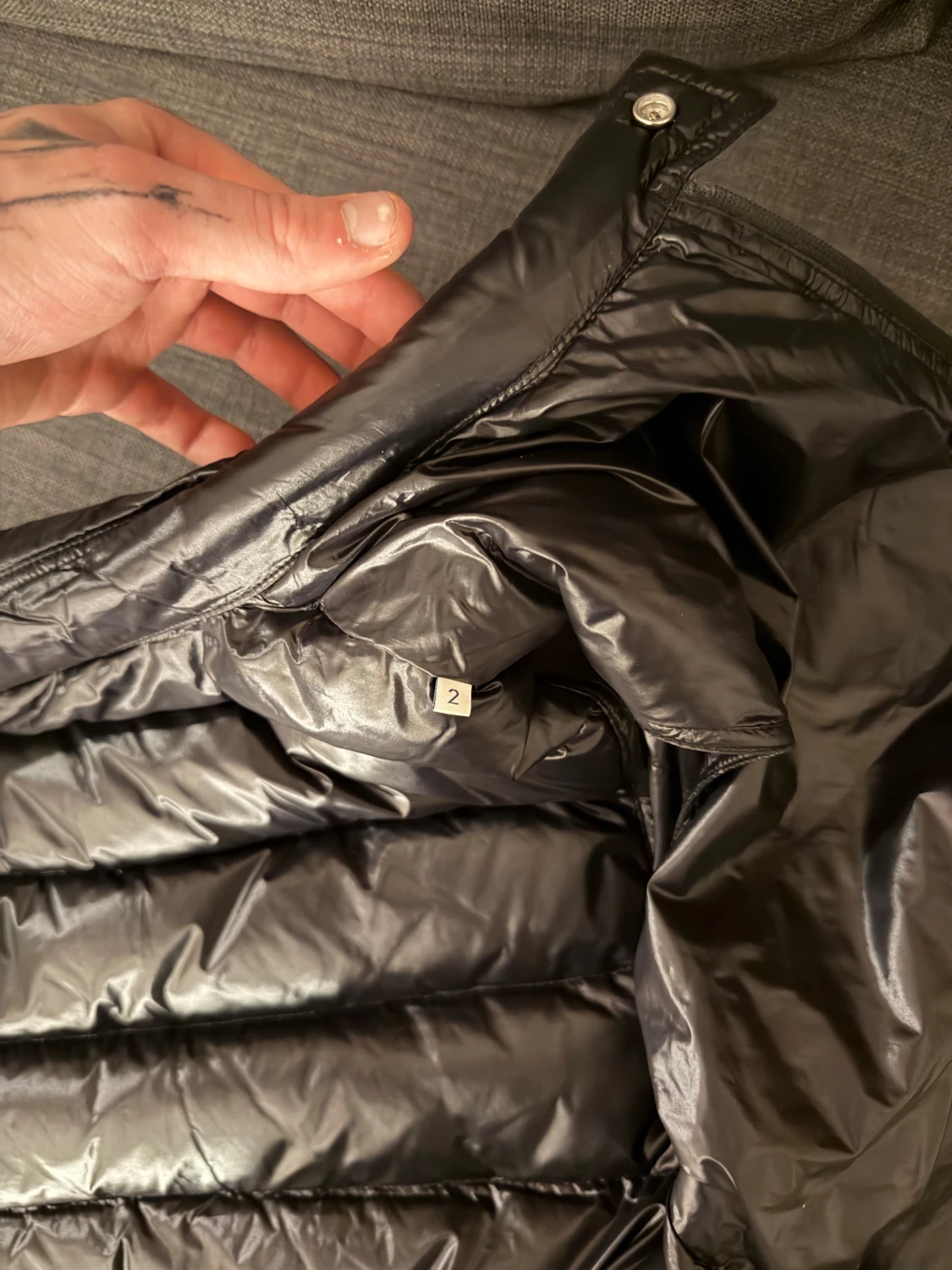 Äkta Moncler Gui Väst  - 6