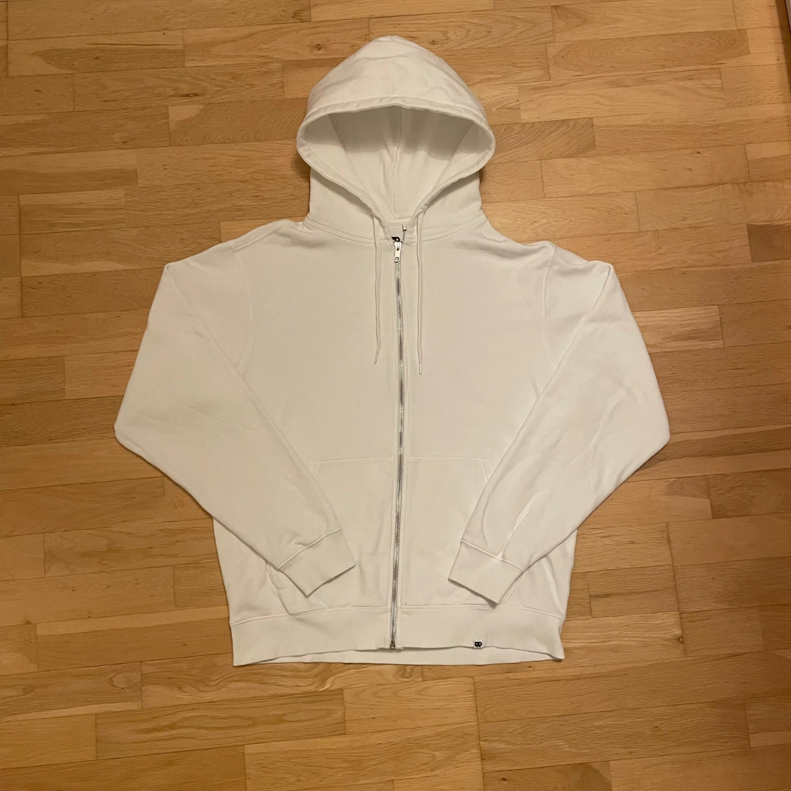Vit zip-hoodie från Junkyard S - 1