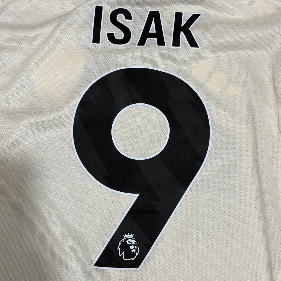 Liverpool tredjeställ 25/26 #Isak 9 Player Edition  - 3
