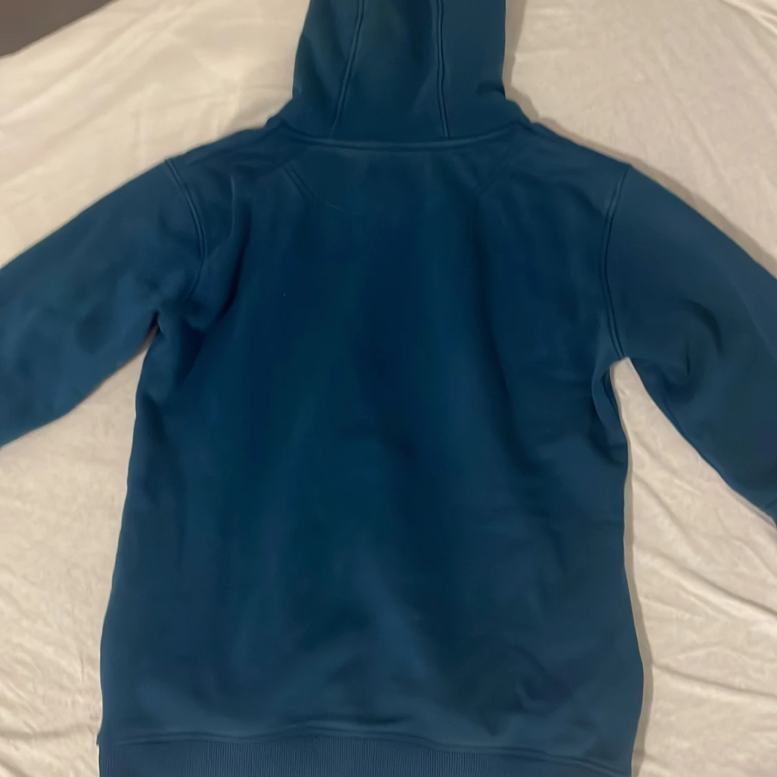 Blå hoodie från Lyle & Scott Junior - 1