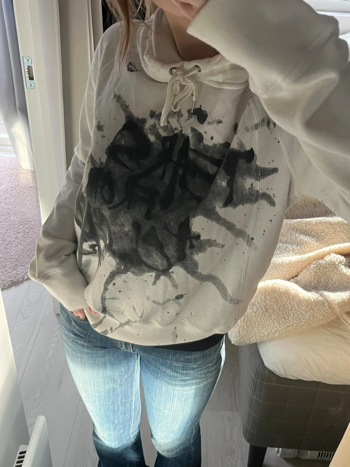 Vit Diesel hoodie med svart graffiti-tryck - 1