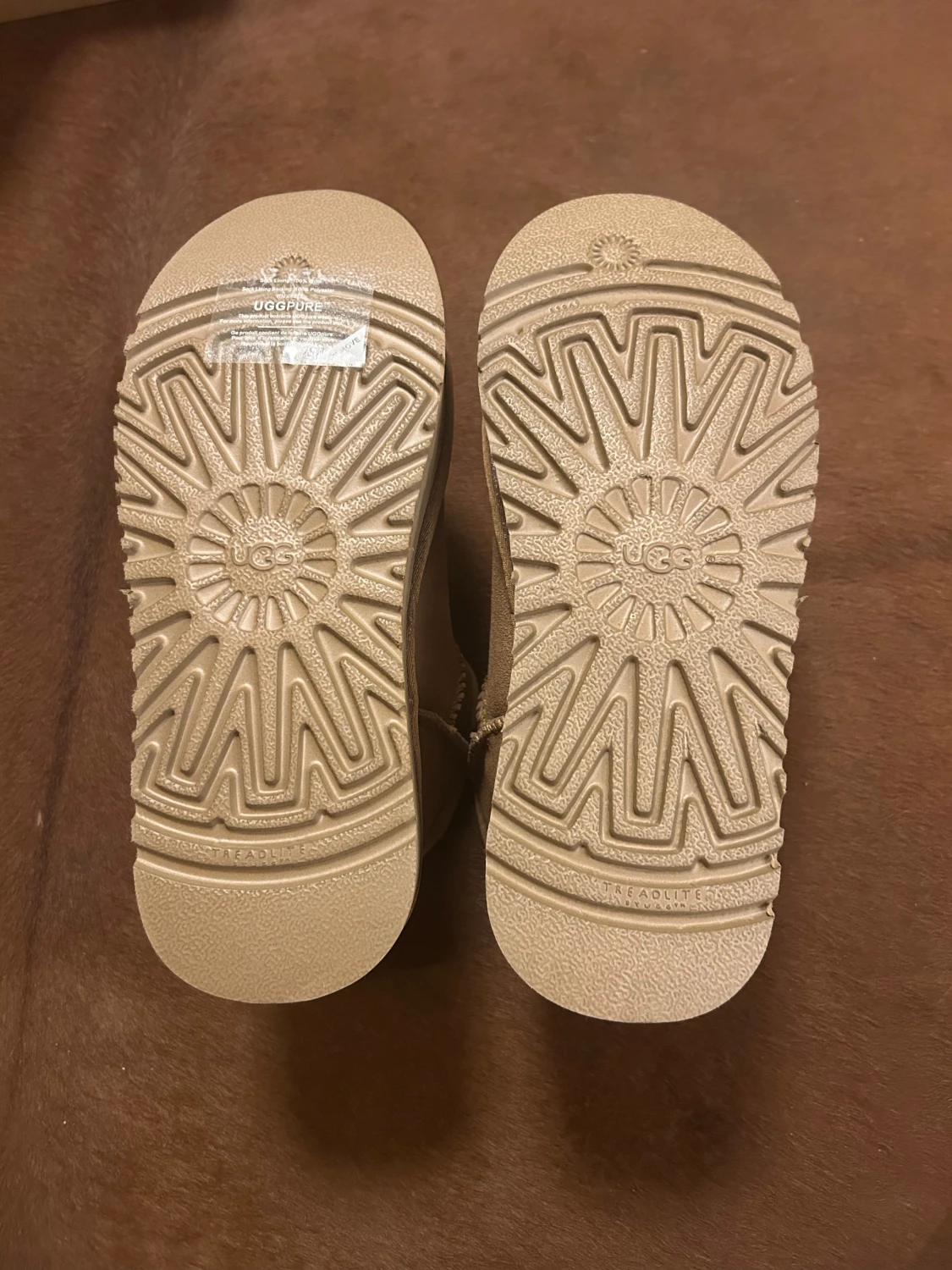 UGG boots i beige mocka med plattform - 1