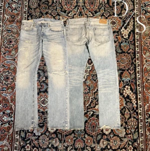 Vintage Ralph lauren jeans - Riktigt feta Ralph lauren jeans med en sjuk tvätt, dem är modellen ”varick slim straight” vilket är en perfekt passform! Midja:45cm längd:105cn Benöppning: 19,5cm