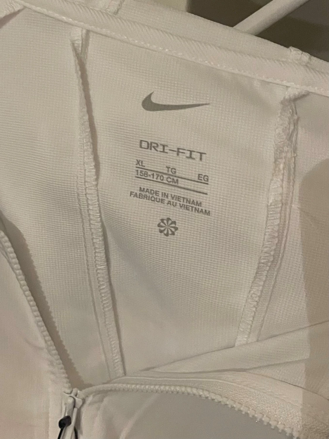 Vit Nike vindjacka 158-170 - 1