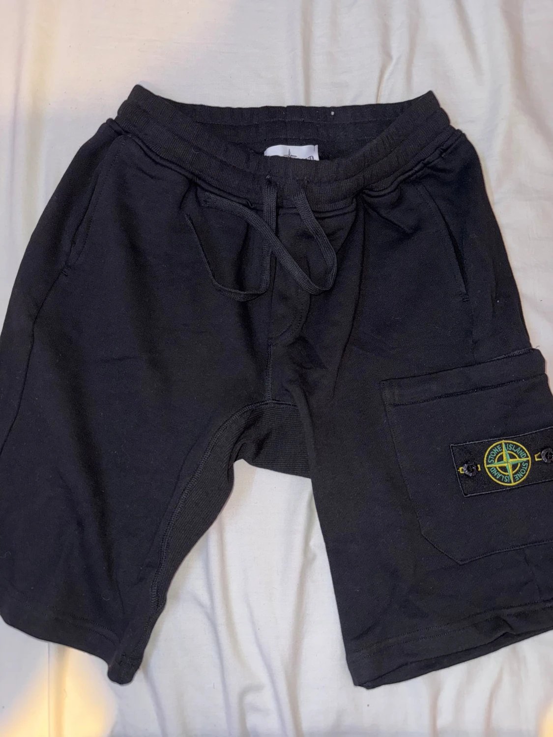 Svarta shorts från Stone Island