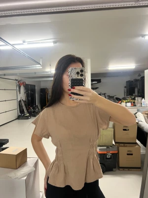 Blus - Fin blus från Shein, har inte använt den alls🥰