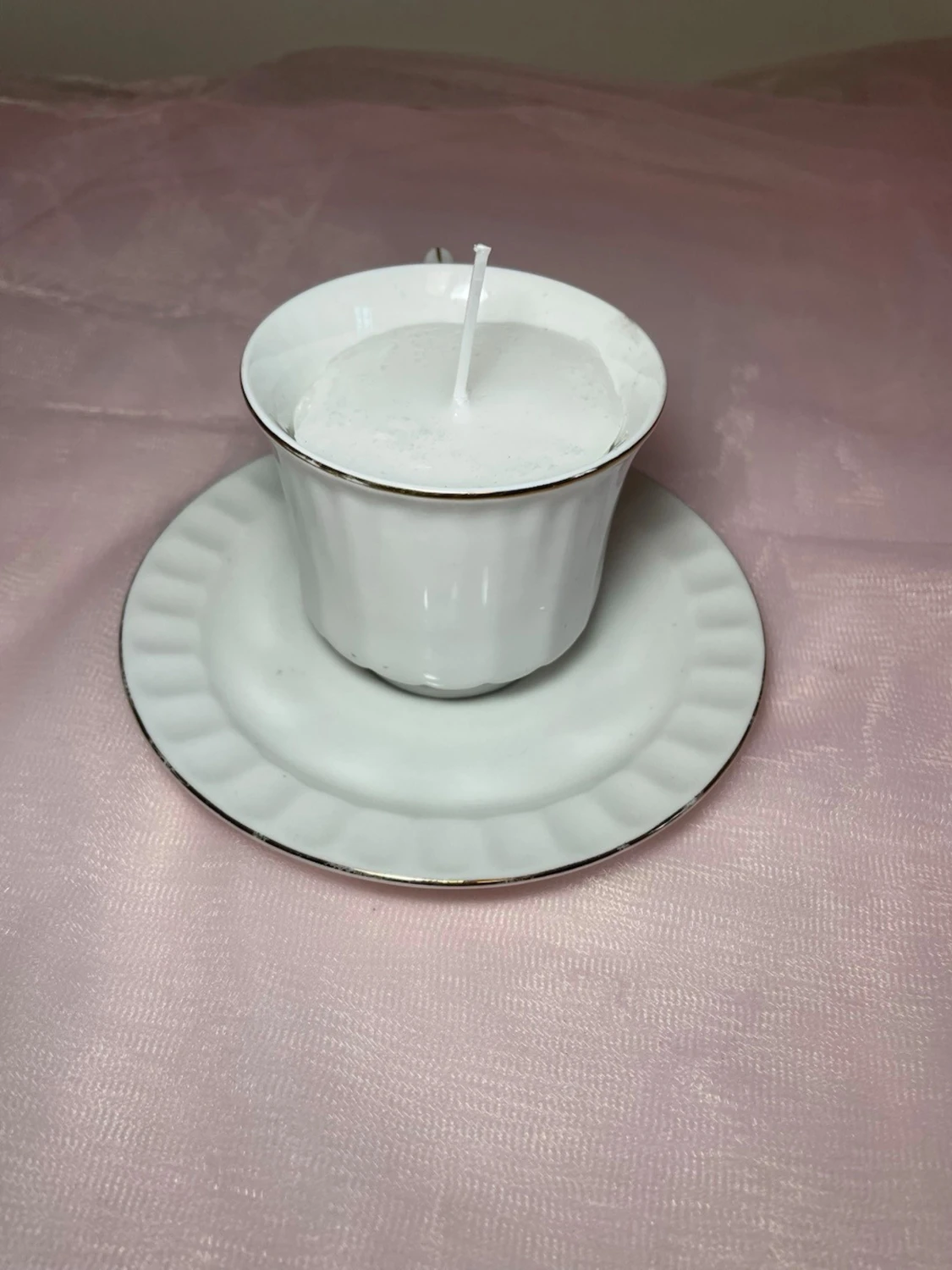 Doftljus i tekopp i en vit färg nr 1  - 1