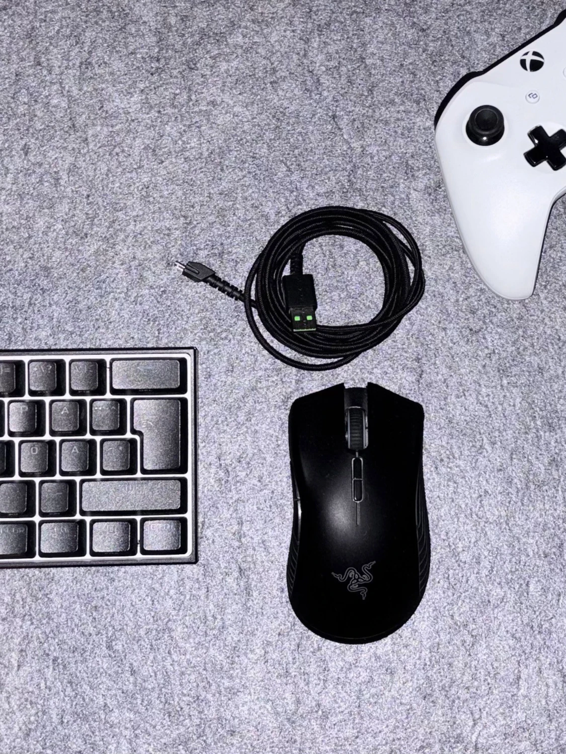 Gamingset (Mus, Tangentbord, Hörlurar, Kontroll)