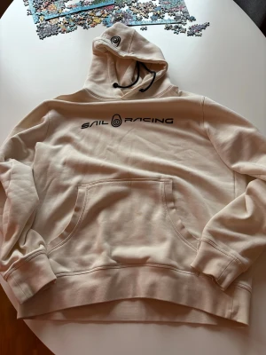 Sail racing hoodie  - Hoodie från sail racing 