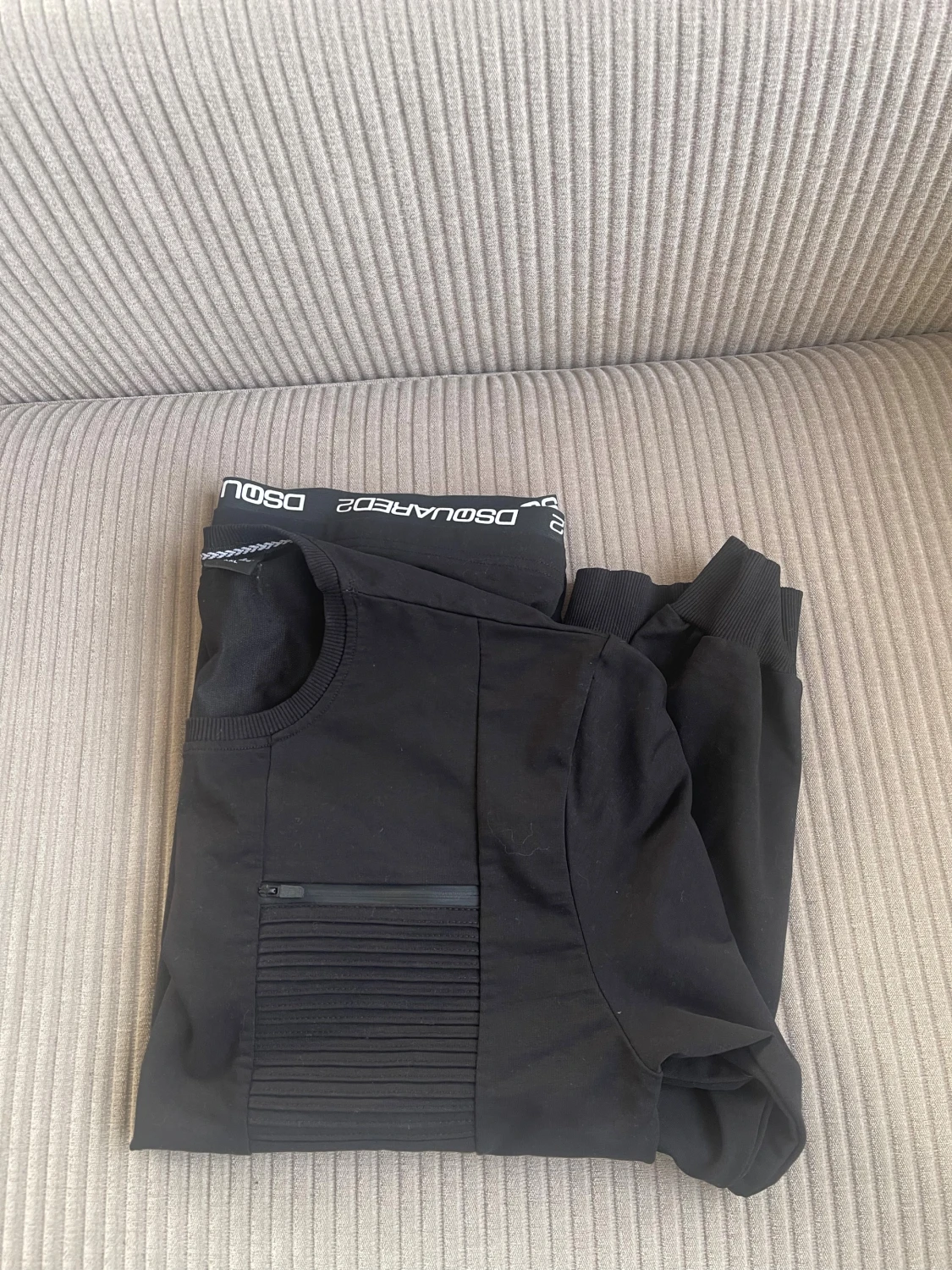 Svart sweatshirt från dsquard2 - 3