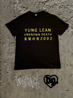Yung Lean T-Shirt - Fet Yung Lean T-shirt, storlek M men sitter som stor S