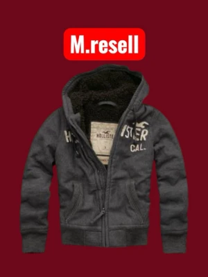 Sveriges största vintage drop – 9 januari 🔥 - 9 januari – största vintage-droppet i hela Sverige! 🔥 100+ unika plagg från märken som Hollister, Abercrombie & Fitch och American Eagle. Först till kvarn – följ för att inte missa!