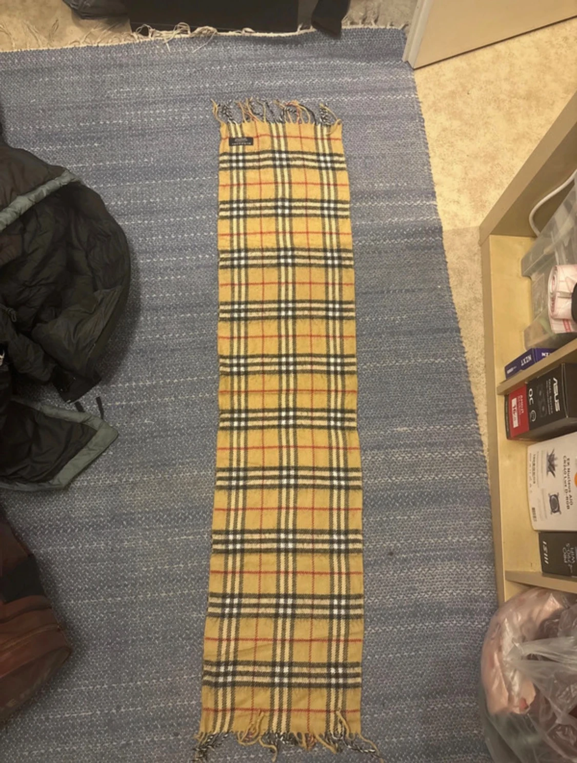 Rutig beige Burberry halsduk - 3