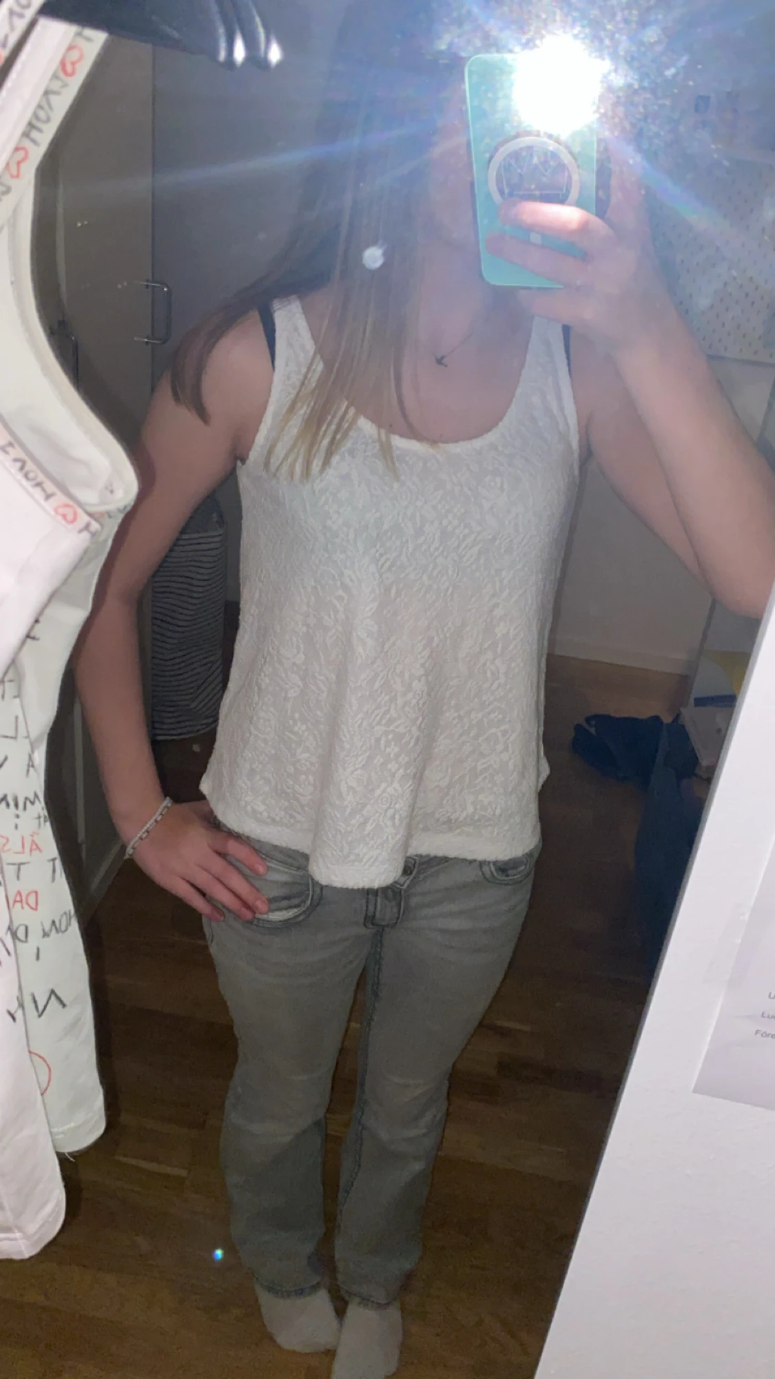 Vit spetslinnetopp från Cubus i XS