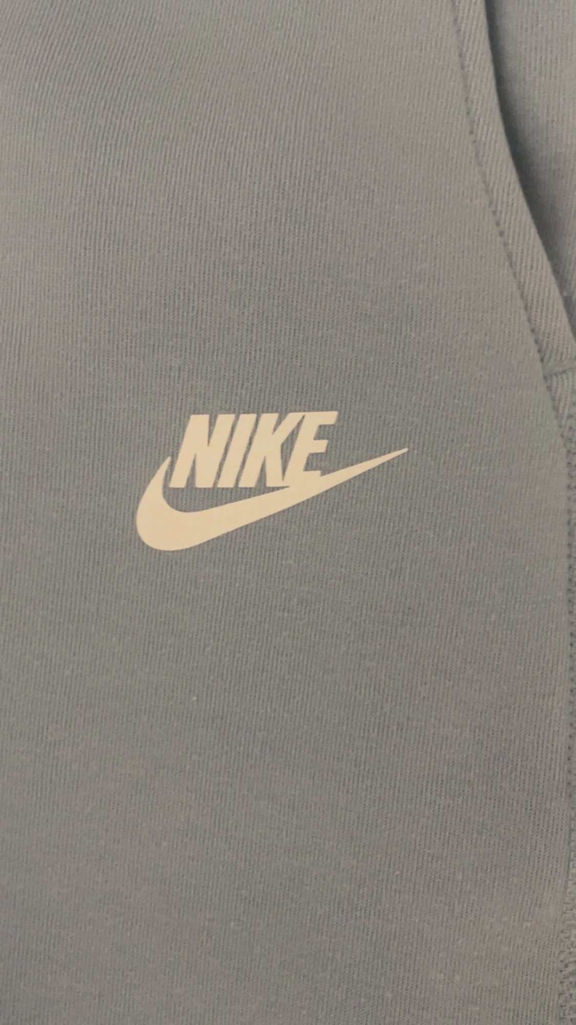 Nike ljusgrå mjukisbyxor L för junior  - 3