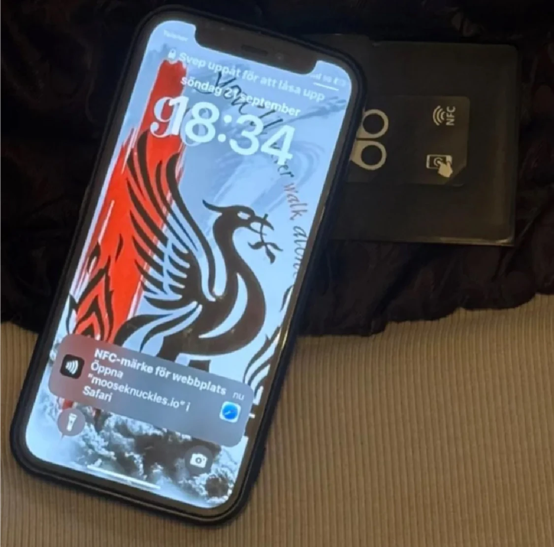 Grå hoodiejacka från Moose Knuckles - 1