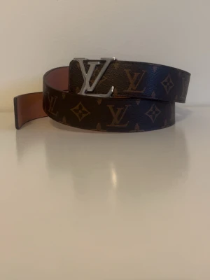 L-v bälte  - Säljer en ny L-V bälte. 110 cm 