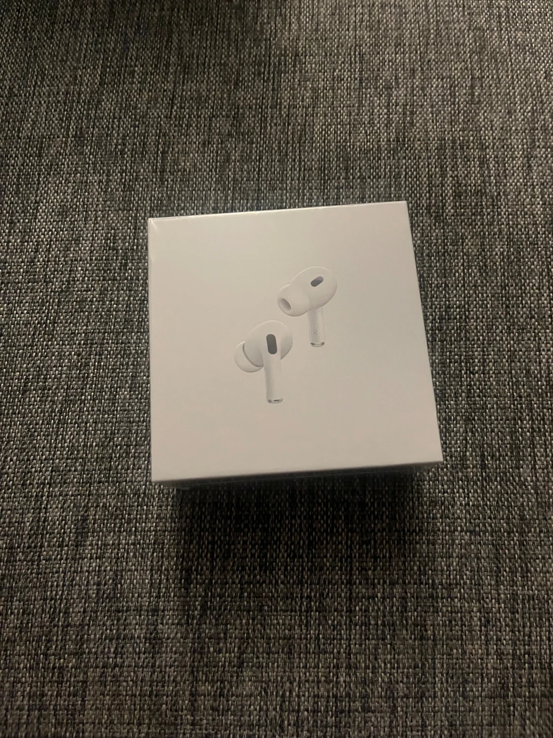 AirPods Pro (2nd generation) with MagSafe Charging Case (USB-C)