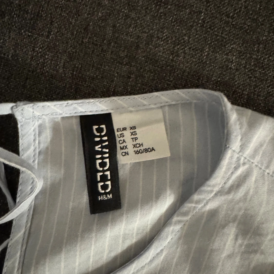 Randig blus med puffärm från H&M Divided - 2