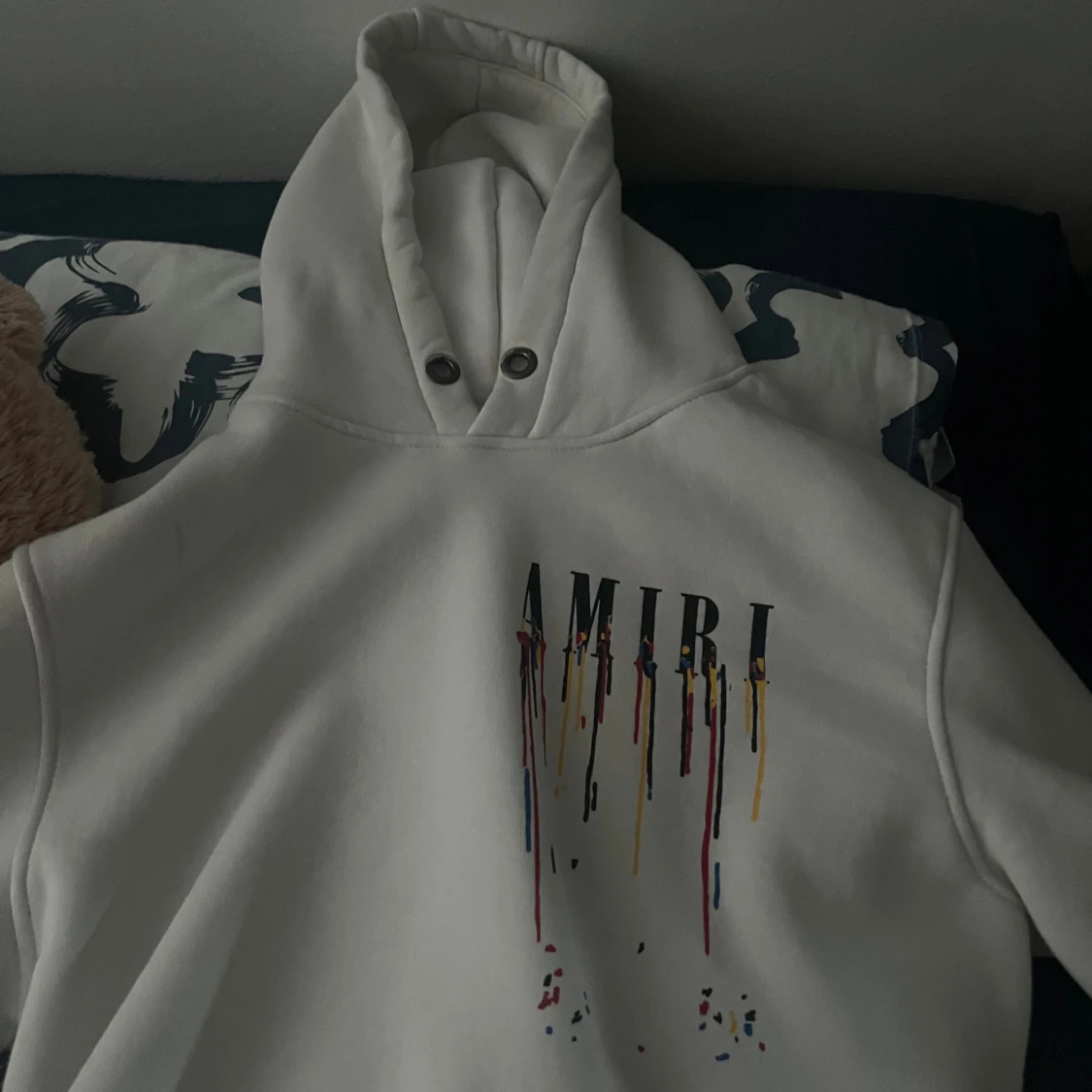 Vit hoodie från Amiri med färgstänk - 3
