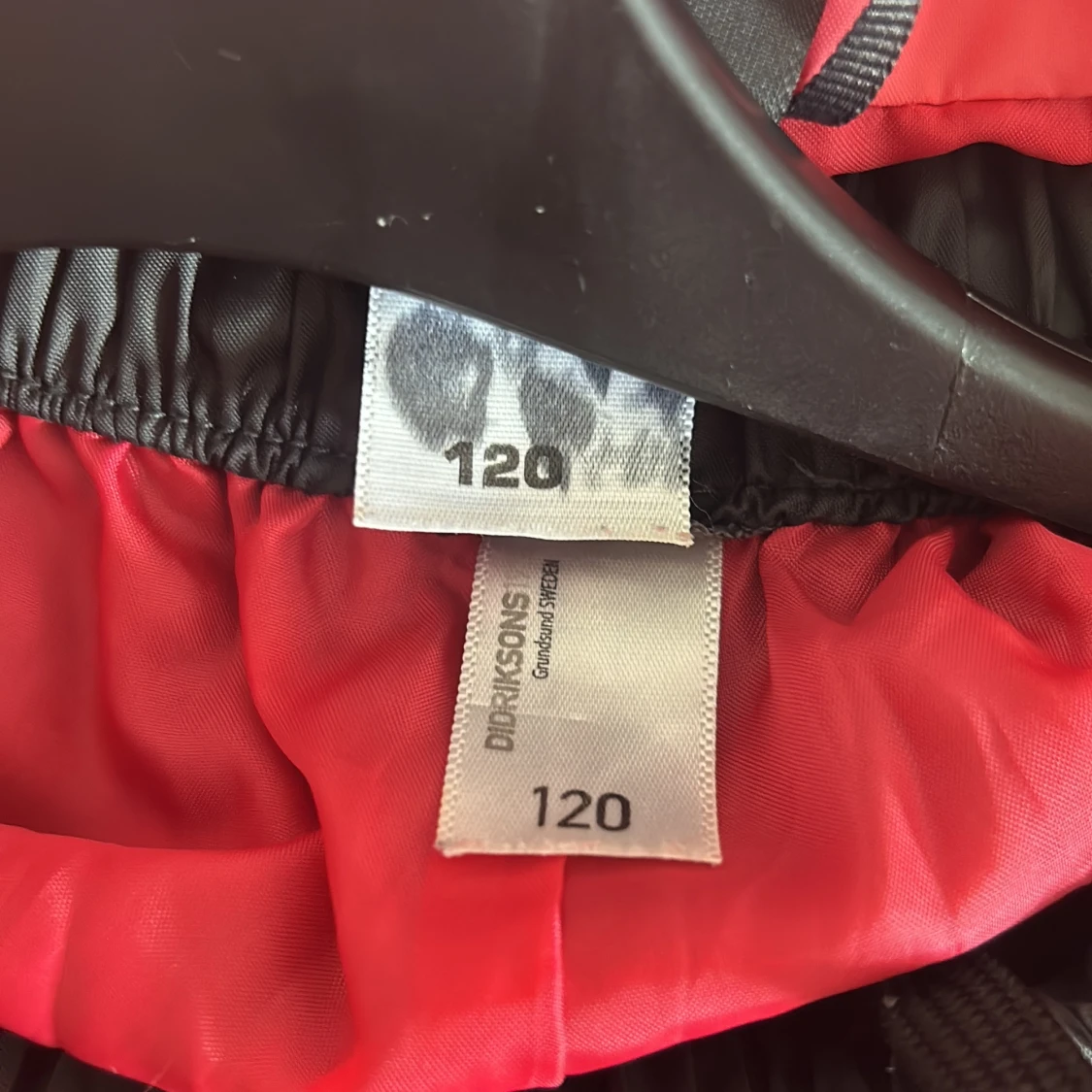 Rosa regnjacka från Didriksons - 4