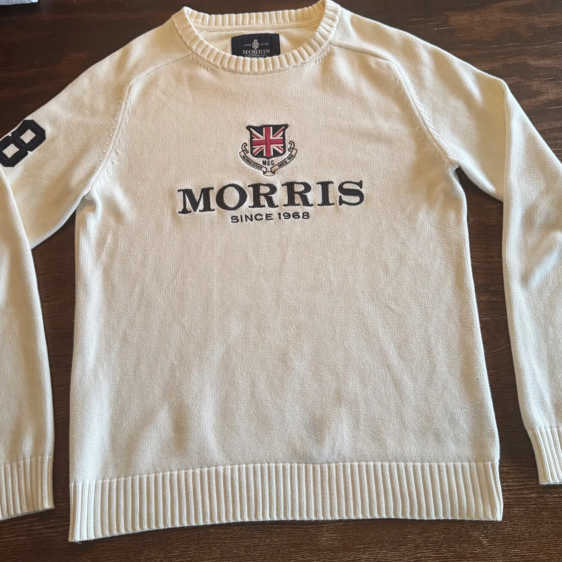 Vit stickad tröja från Morris