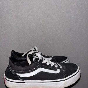 Vans skor strl 36 - Mycket bra skick