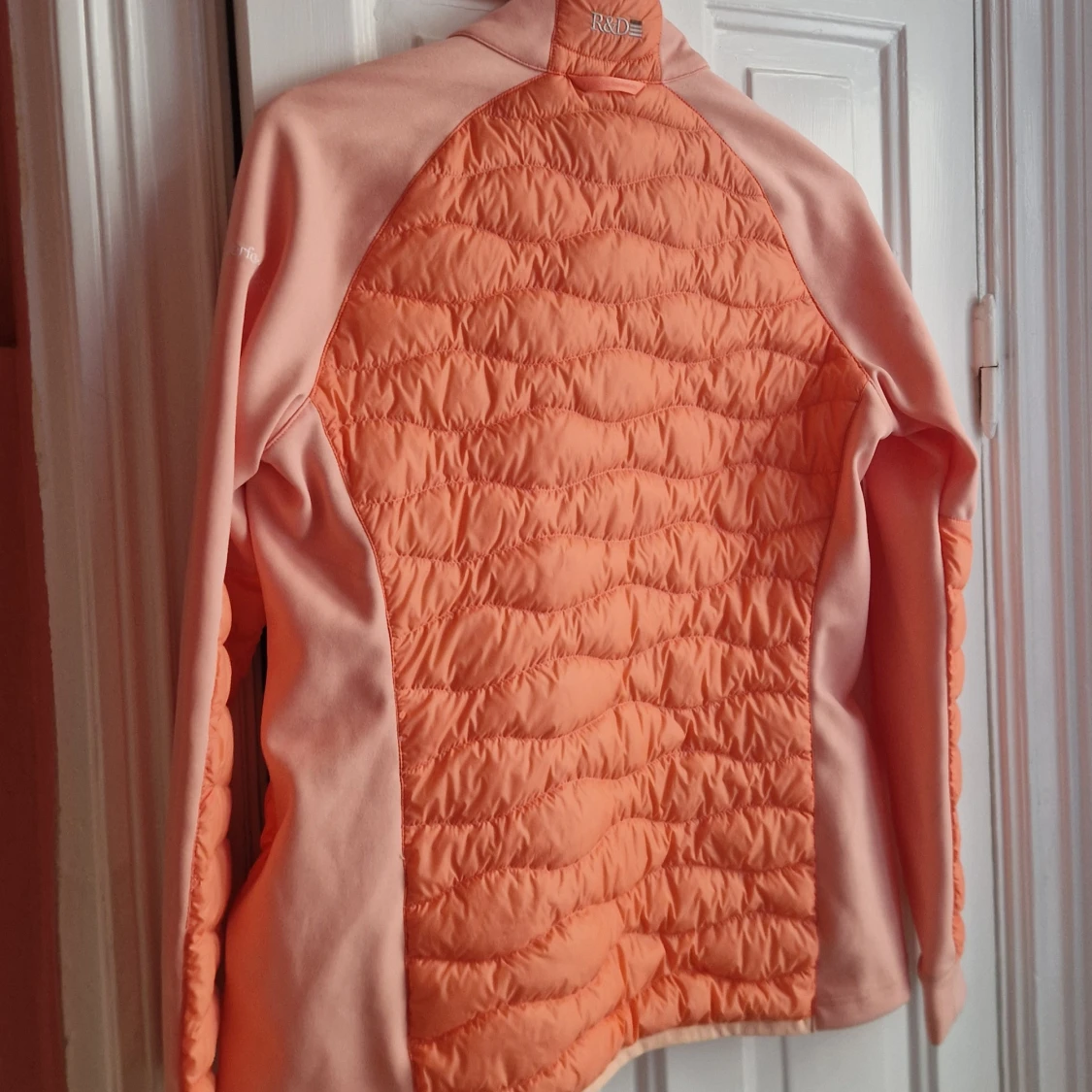 Quiltad orange jacka Peak Performance - 2