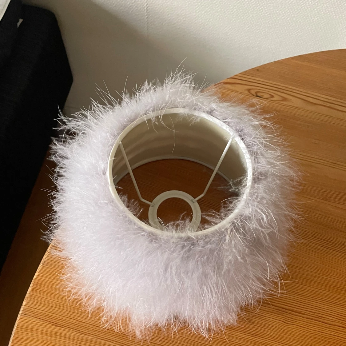 Fluffig lampskärm i grå - 1