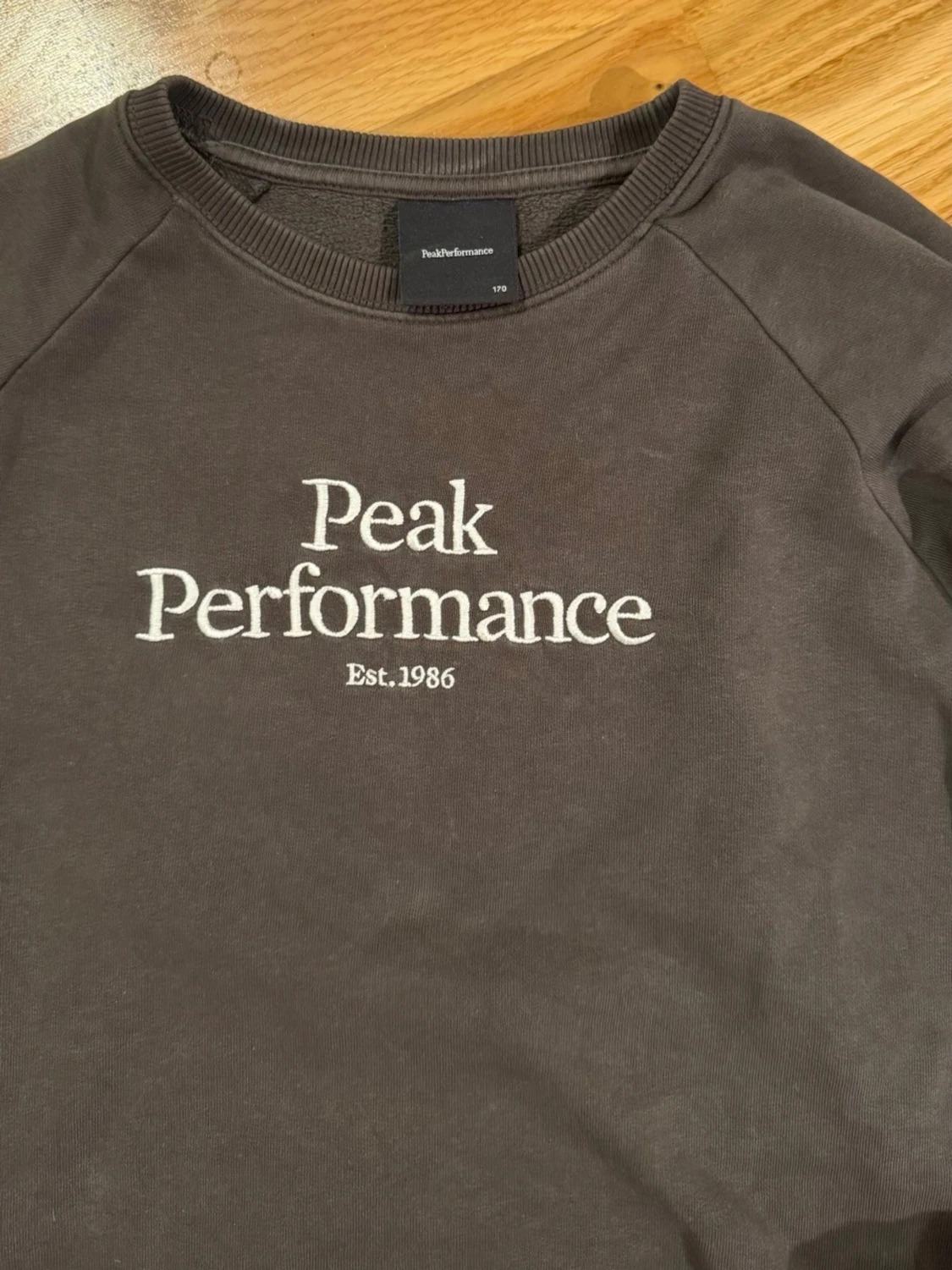 Peak Performance tröja - 1