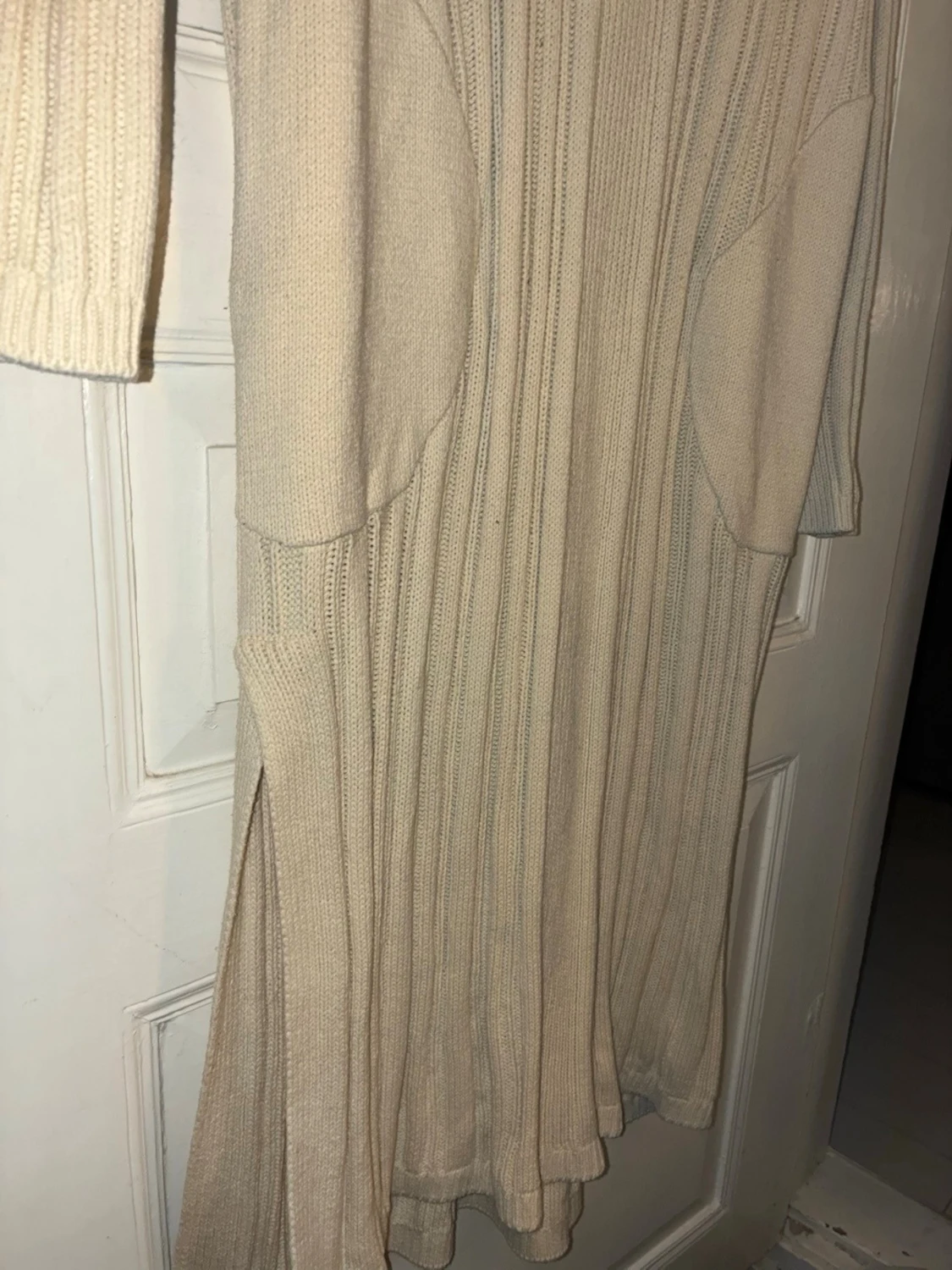 Beige ribbad lång stickad klänning kay/day - 1