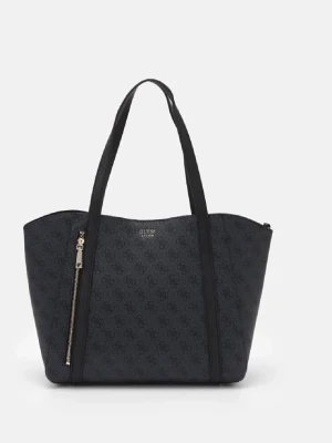 Svart väska från Guess - Snygg svart väska från Guess med subtilt mönster och logga framtill. Väskan har två långa handtag, en praktisk dragkedja på framsidan och rymligt innerfack. Tillkommer en mindre matchande väska till. Aldrig använd!! Pris kan diskuteras.