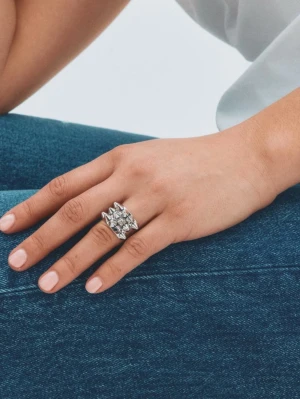 Ring  - Vill sälja då den inte kommer till användning 💓