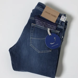 Jacob cohen leverantör - Säljer min Jacob Cohen leverantör där du kan fynda helt nya Jacob Cohen jeans me tags för ca 500kr. Dessa går att resells för 1600+ utan tvekan. Hör av dig vid intresse!