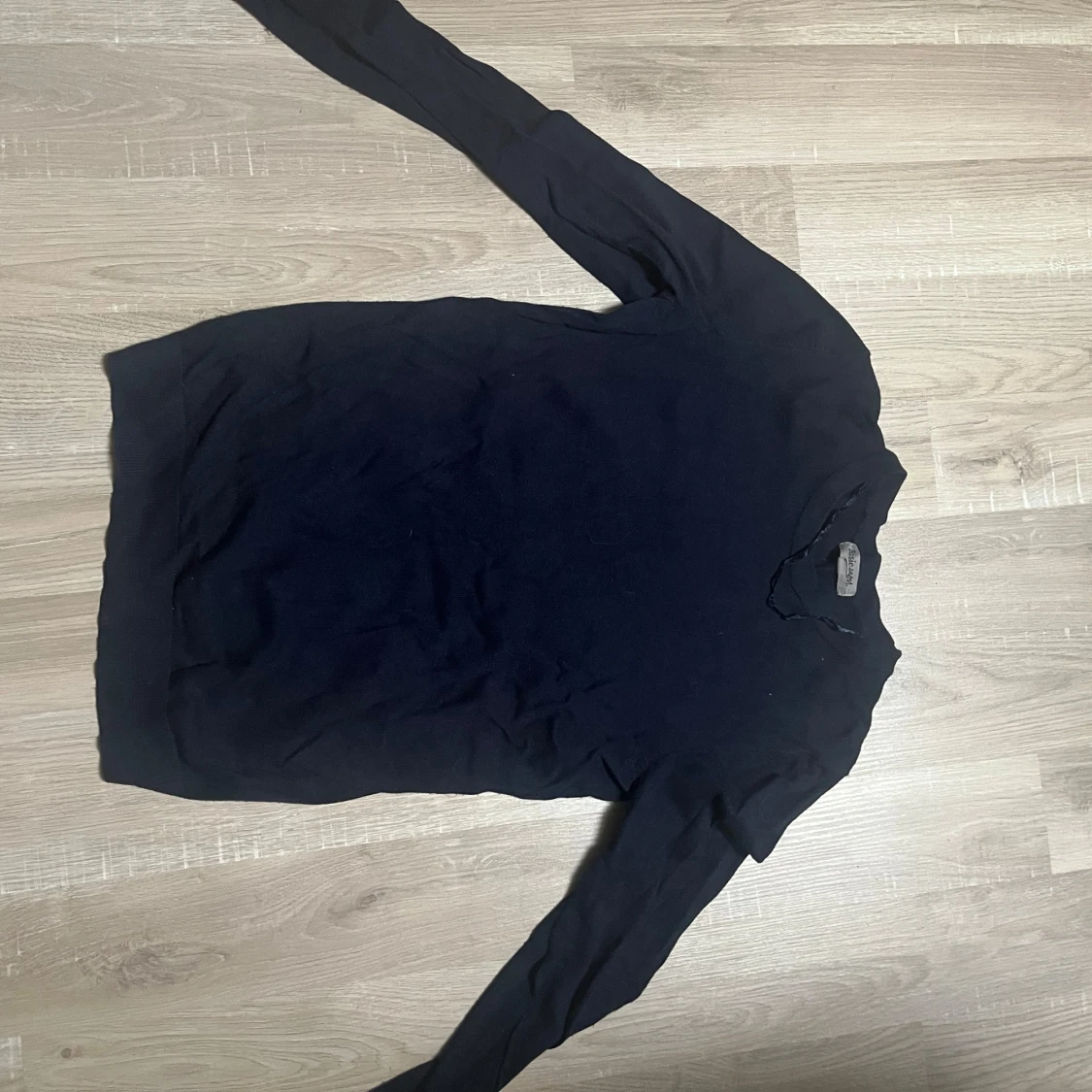 Mörkblå långärmad tröja i bomull - 2