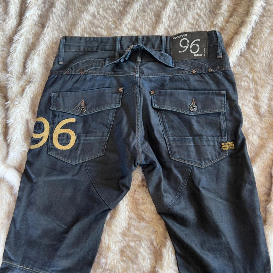 mörkblå jeans från G-Star RAW - 90