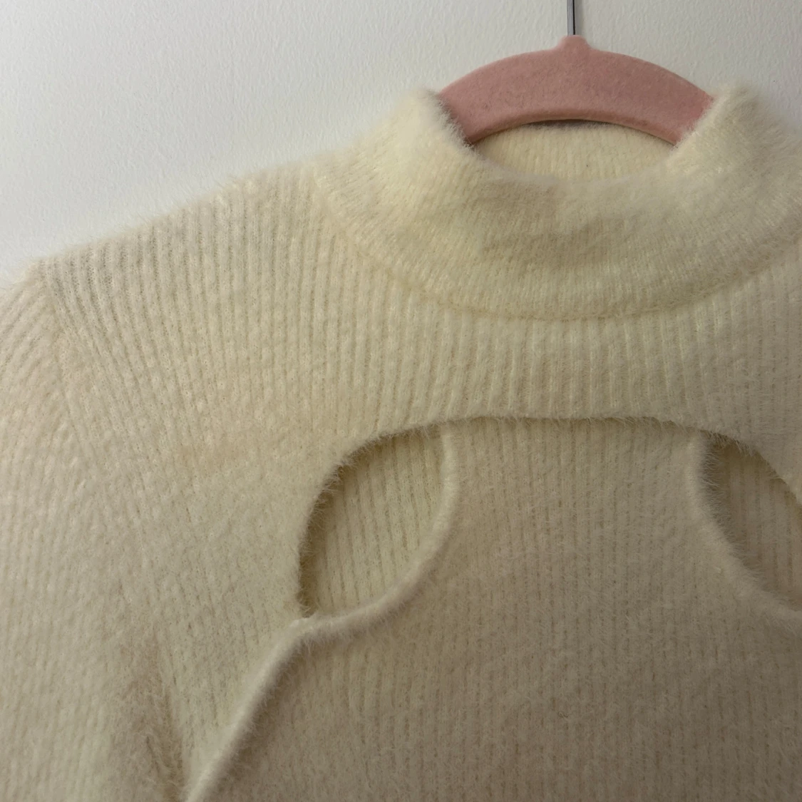 Krämvit stickad tröja Bershka - 1