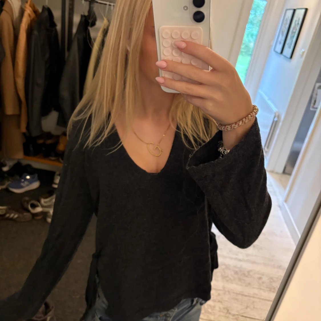 Mörkgrå omlottkofta från Lindex - 1