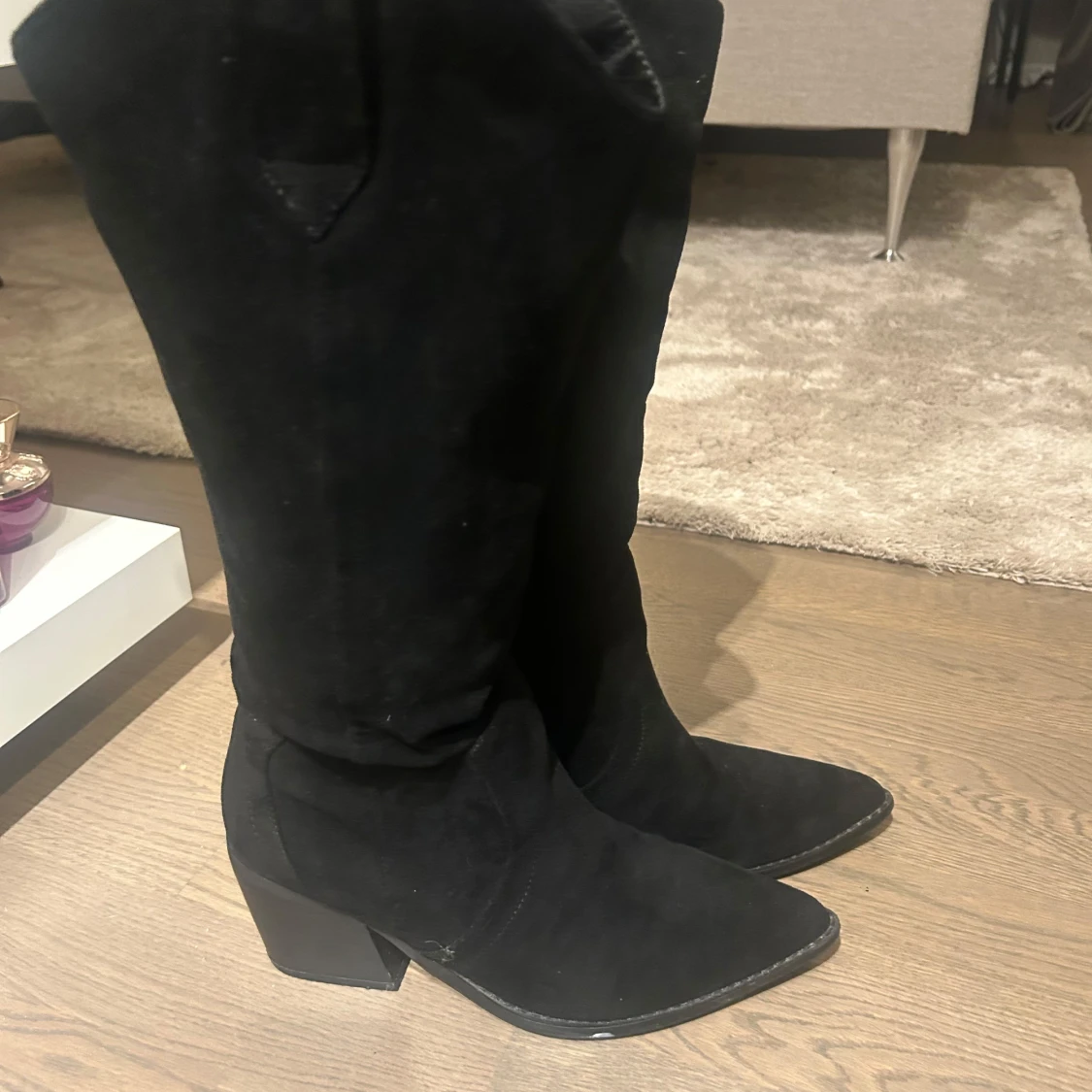 Svarta mocka cowboy boots med klack - 1